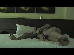 הבחורה שעצרה את הביקיני הצהוב סרטי סקס לצפיה חינם שלה